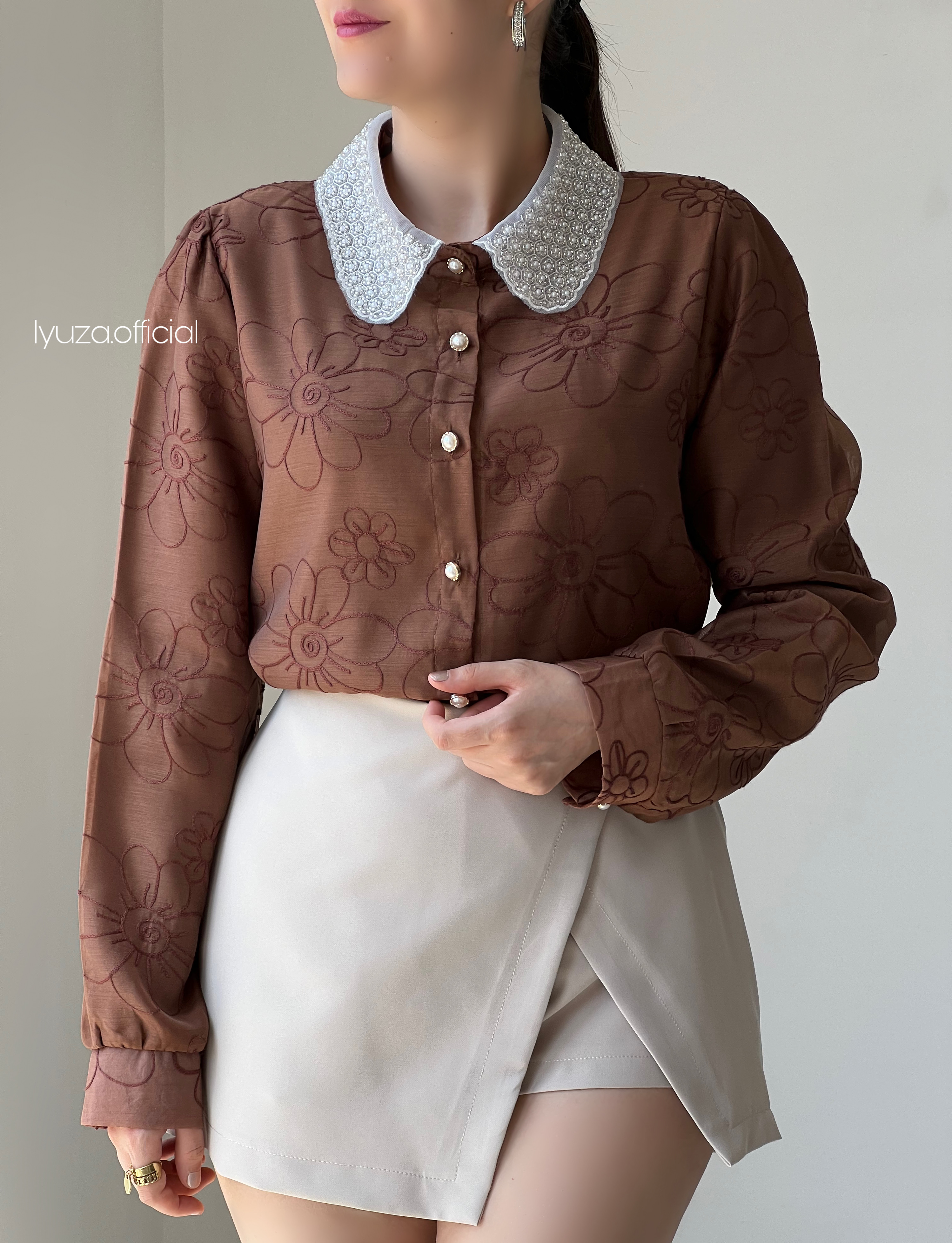 شومیز‌ یقه مرواریدی و ملیله دوزی در ۴ رنگ