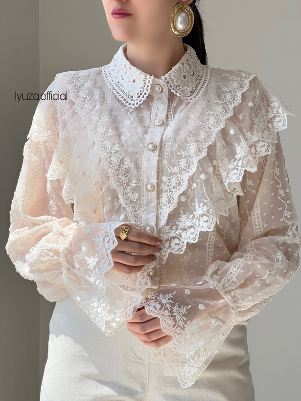 شومیز یقه گیپور وارداتی در ۶ رنگ